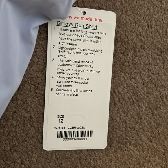 BNWT Groovy Run Short in Raspberry Glo Light - Picture 2 of 3